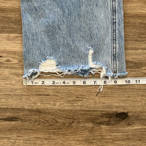 FLYING MONKEY High Rise Straight Leg Lightwash Distressed Dad Jeans. Sz 25. - Picture 2 of 10